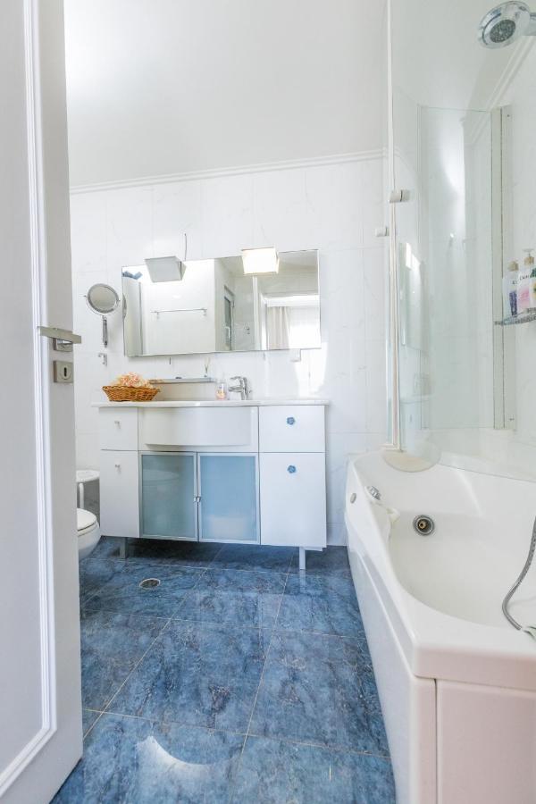 Filoxenia Mg Kolonaki Athens Apartment Ngoại thất bức ảnh